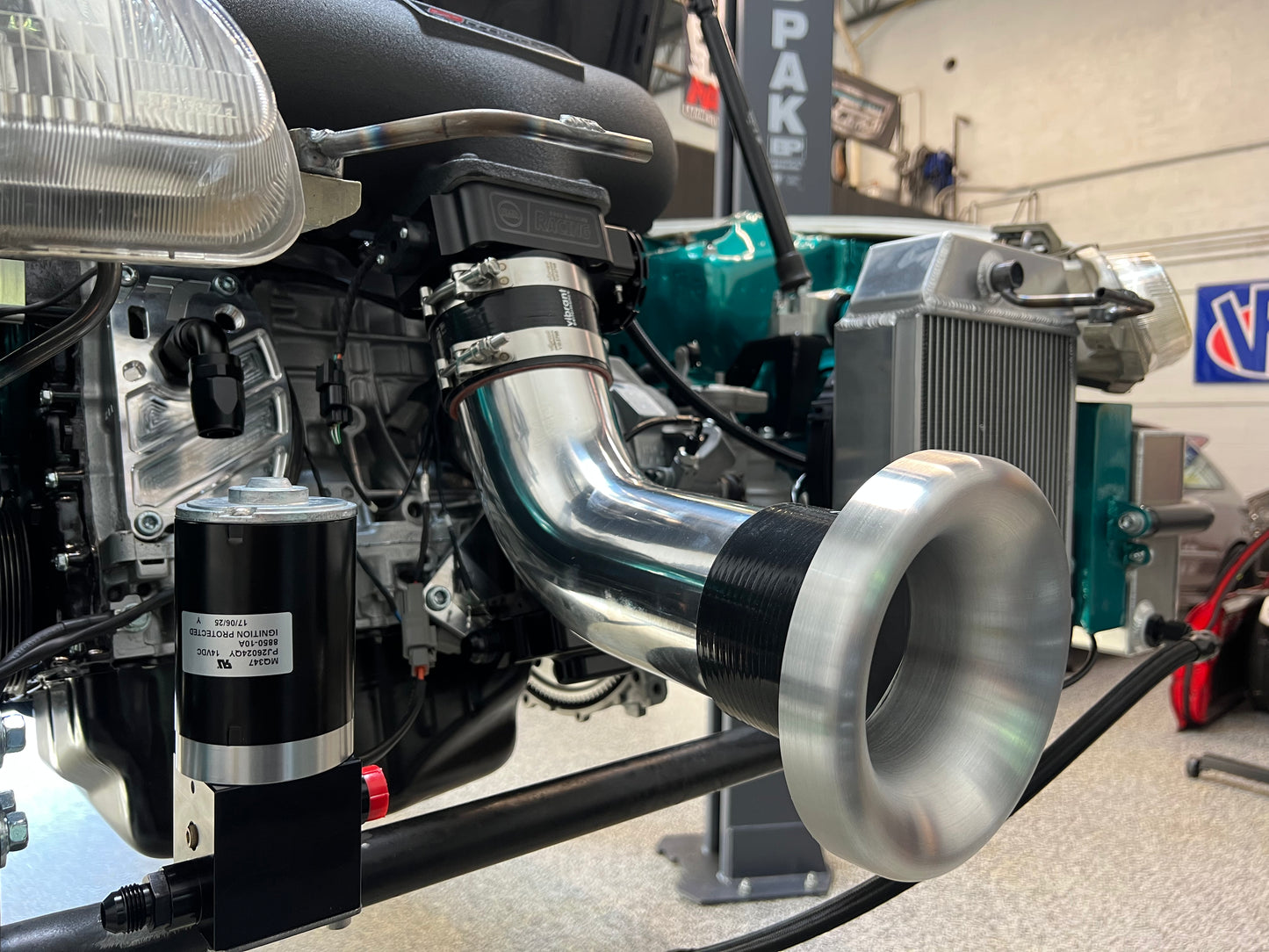 4” Velocity Stack Intake System for Center Feed Intake Manifolds