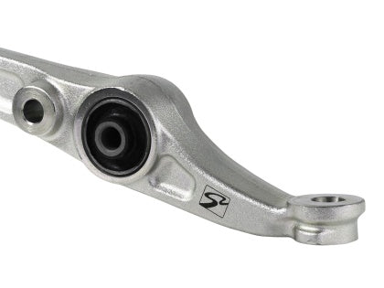 Skunk2 Front Lower Control Arms - 92-95 Civic / 94-01 Integra - Hard Rubber Bushing